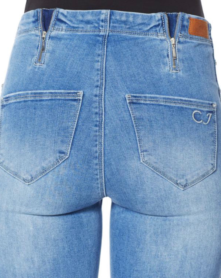 Signature Skinnies
