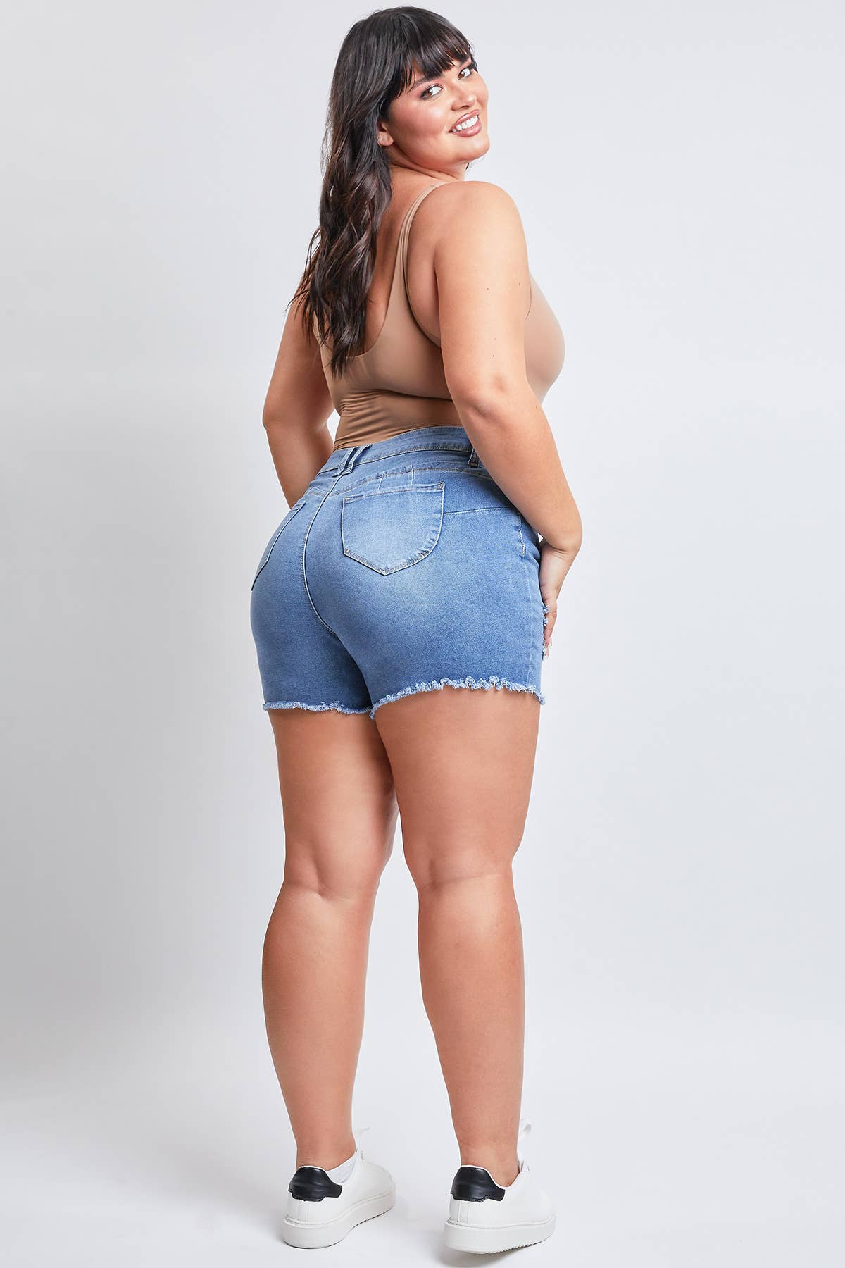 Curvy WannaBettaButt High-Rise Fray Short