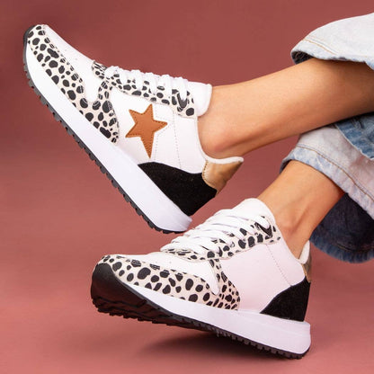 ACE 2 Sneakers