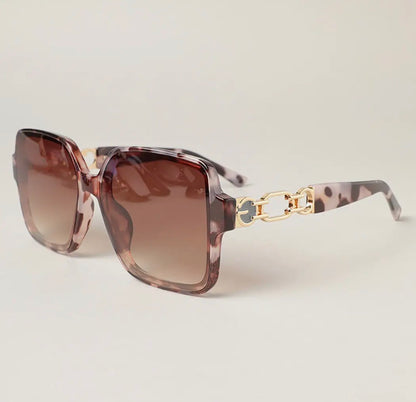 The Fifth Avenue Frames