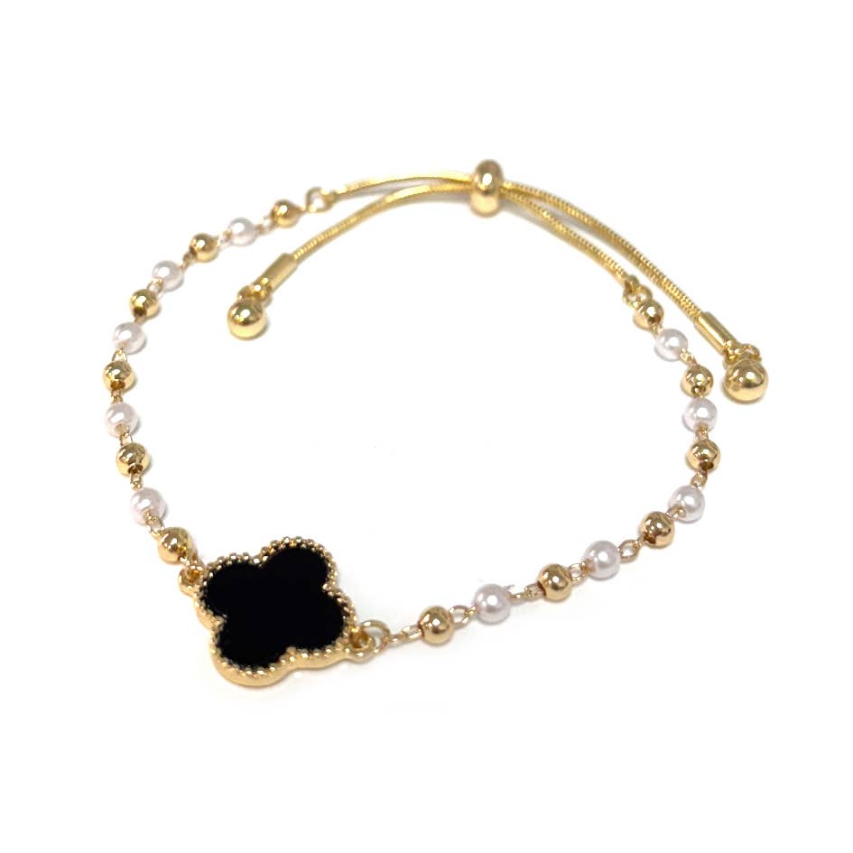 Clover Charm w/Pearl