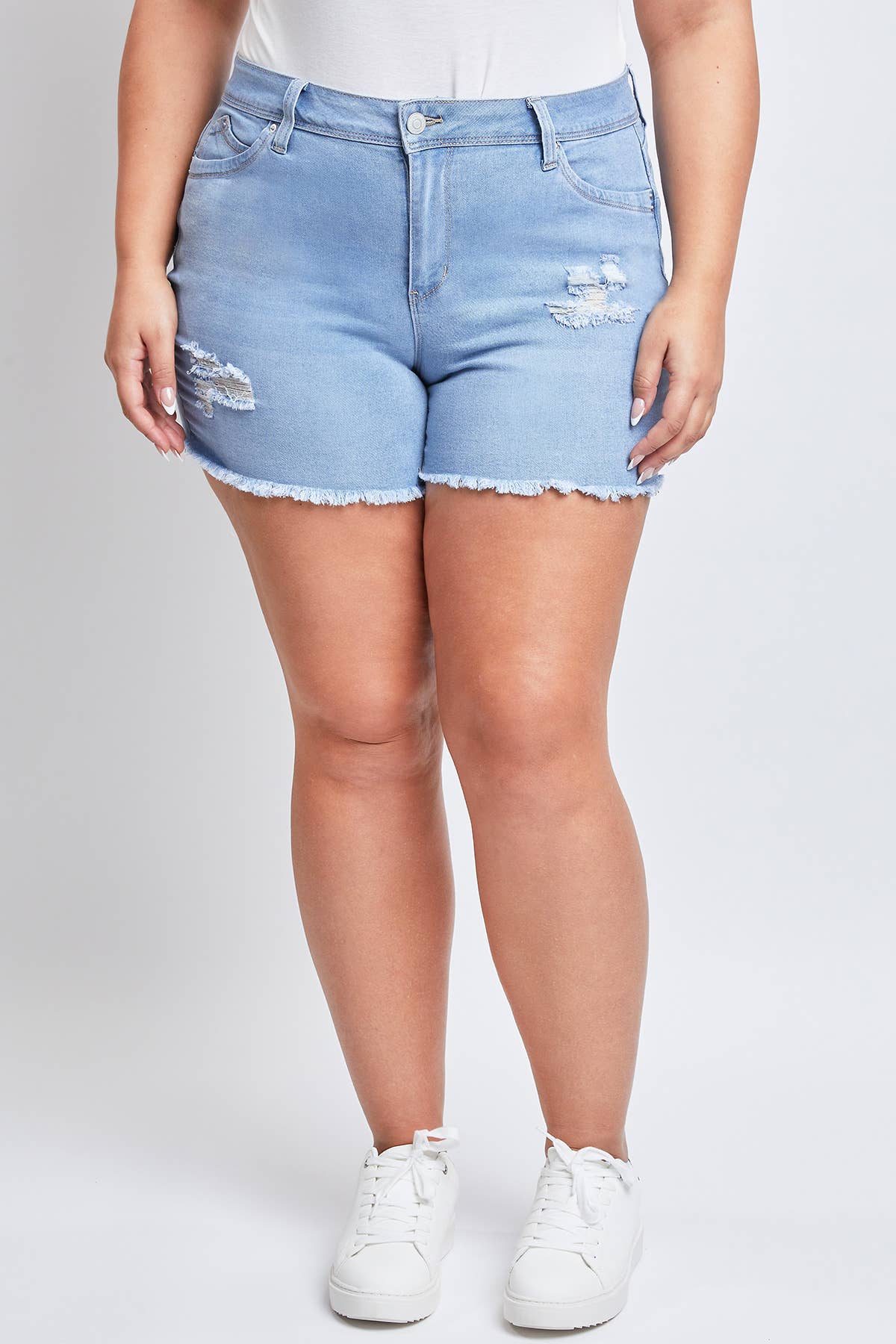 Curvy WannaBettaButt High-Rise Fray Short