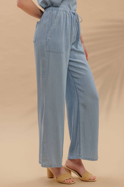 DRAWSTRING WAIST WIDE LEG CHAMBRAY PANTS