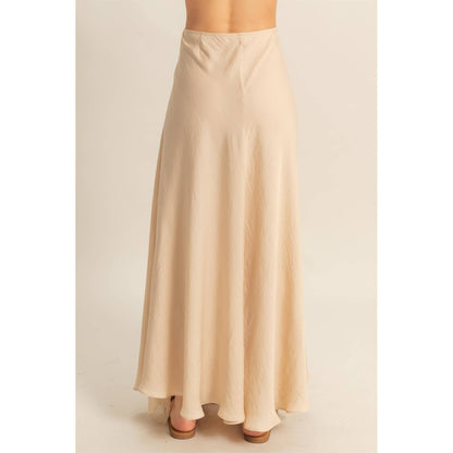Lace Detail Satin Maxi Skirt in flowy design, perfect for summer outfits with a chic lace side panel.