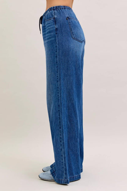 HW Featherweight Palazzo Fit