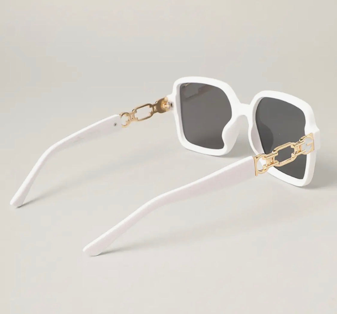 The Fifth Avenue Frames