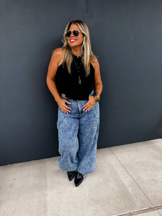 CHARLIE CINCH HEM WIDE LEG JEANS with elastic back waist, front snap pockets, stretch denim 88% cotton 12% poly.
