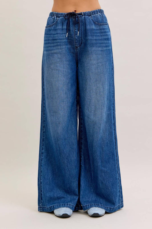 HW Featherweight Palazzo Fit